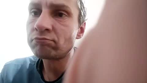 mates1982 online show from December 2024 12:16:01 AM