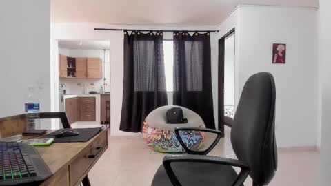 Matheus     online show from February 2026 02:23:02 PM