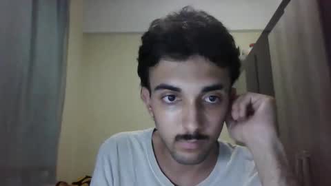 matheuscorumbar online show from April 2026 04:11:01 AM