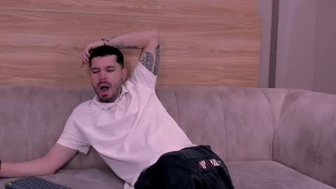 Snapshot of mathew___ chatting on April 2026 01:44:01 PM Mathew online show from April 2026 01:44:01 PM