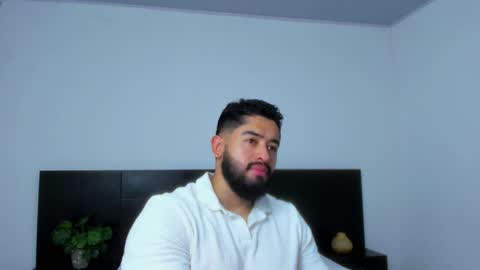 Snapshot of mathew_flintt chatting on October 2025 09:02:01 PM Mathew Flintt online show from October 2025 09:02:01 PM