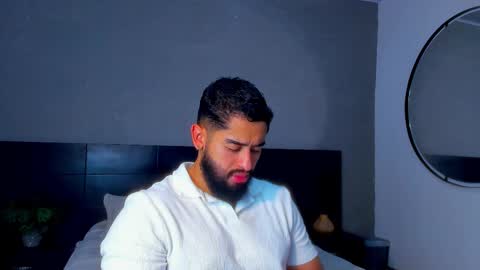 Snapshot of mathew_flintt chatting on November 2025 12:11:02 AM Mathew Flintt online show from November 2025 12:11:02 AM