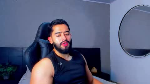 Snapshot of mathew_flintt chatting on November 2025 10:01:01 PM Mathew Flintt online show from November 2025 10:01:01 PM