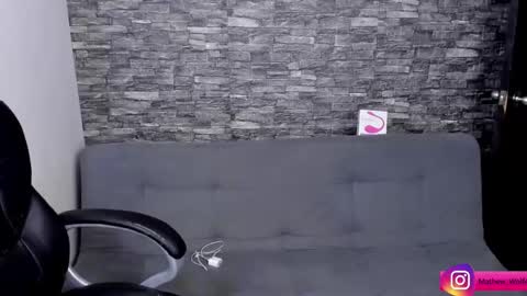 Mathew Independent model online show from September 2025 06:13:01 AM