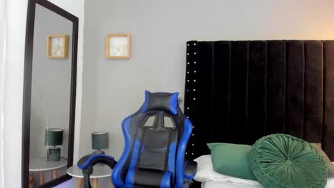 mathewboy2 online show from January 2026 12:09:02 PM