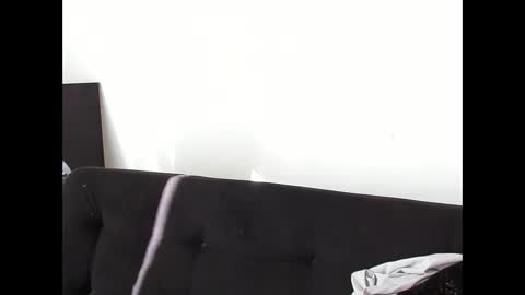 Snapshot of mathews_roses chatting on September 2025 08:57:01 PM Marck Mathews online show from September 2025 08:57:01 PM