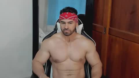 Snapshot of mathews_smith chatting on May 2026 11:40:01 AM mathews_smith online show from May 2026 11:40:01 AM