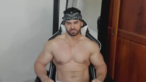 Snapshot of mathews_smith chatting on May 2026 11:28:02 AM mathews_smith online show from May 2026 11:28:02 AM