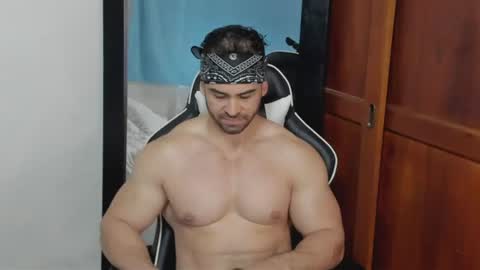 Snapshot of mathews_smith chatting on July 2026 11:39:02 AM mathews_smith online show from July 2026 11:39:02 AM