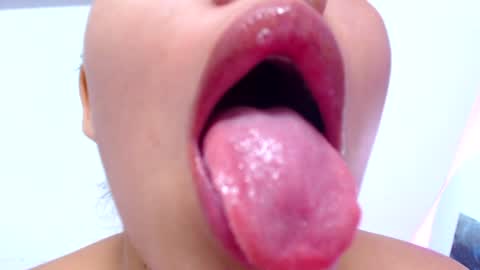 Mati04 online show from July 2026 05:11:01 AM