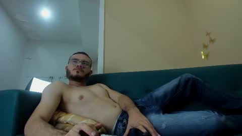 Snapshot of matia_zelvya chatting on June 2026 12:25:01 PM matia zelvya online show from June 2026 12:25:01 PM