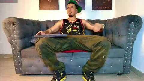  MATIAS COSTA  online show from October 2025 01:18:01 PM