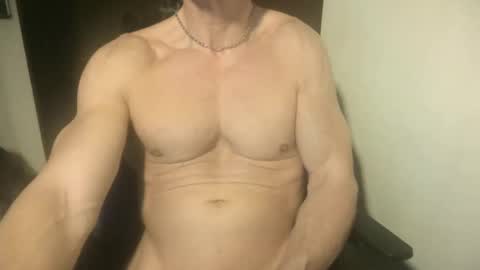 MatiasMatureMuscle online show from May 2026 10:28:01 PM