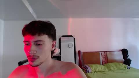 Snapshot of matidick_23cm chatting on February 2026 09:48:02 PM matidick_23cm online show from February 2026 09:48:02 PM