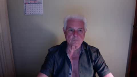 Snapshot of matlik chatting on September 2025 04:26:01 AM matlik online show from September 2025 04:26:01 AM