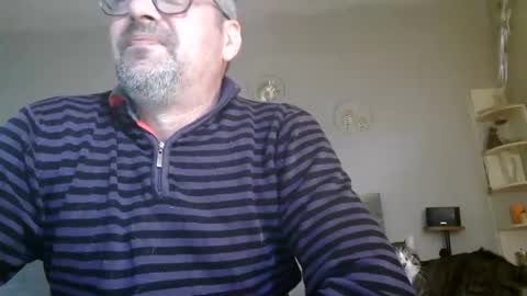 matrike1 online show from May 2026 12:15:01 PM