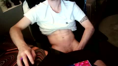 matt1q237916 online show from July 2026 01:46:02 AM