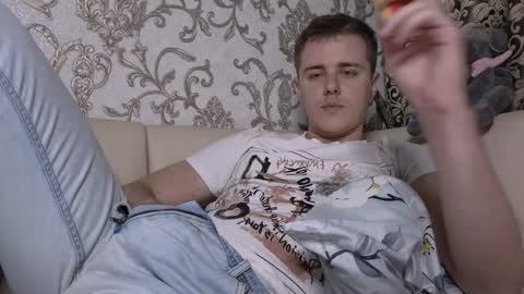 Snapshot of matt_aniston chatting on December 2024 03:26:01 PM Matt online show from December 2024 03:26:01 PM