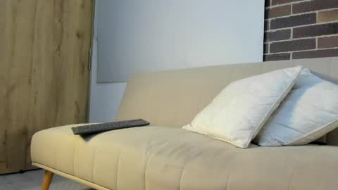 mattaclawjean online show from May 2026 11:01:04 PM