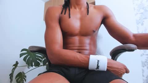 Mateo online show from September 2025 03:01:01 PM