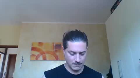 matteushh87 online show from April 2026 02:48:02 PM