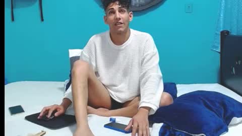 matthew_hawk19 online show from February 2025 09:23:02 PM