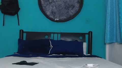 matthew_hawk19 online show from February 2025 12:39:01 PM