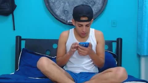 matthew_hawk19 online show from February 2025 03:16:01 PM