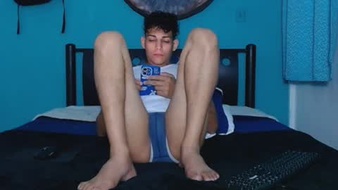 matthew_hawk19 online show from March 2025 09:43:01 PM