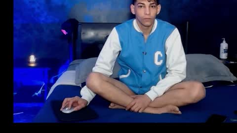 matthew_hawk19 online show from February 2026 11:50:01 AM