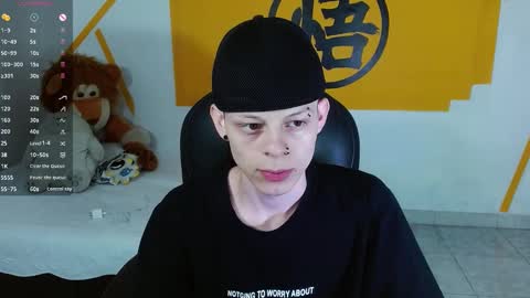 Snapshot of matthewboy_ chatting on January 2025 01:55:02 PM MatthewBoy online show from January 2025 01:55:02 PM