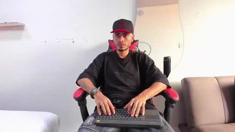 Snapshot of matthewcullenn chatting on January 2026 07:59:01 PM Matthew online show from January 2026 07:59:01 PM