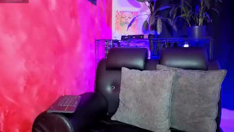 MATTHEW online show from July 2026 05:45:01 AM