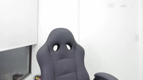 Snapshot of mattia_dupont chatting on March 2026 01:24:01 AM Mattias online show from March 2026 01:24:01 AM