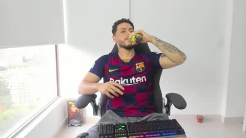 Snapshot of mattia_dupont chatting on March 2026 10:39:01 PM Mattias online show from March 2026 10:39:01 PM