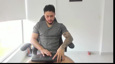 Snapshot of mattia_dupont chatting on March 2026 09:32:02 PM Mattias online show from March 2026 09:32:02 PM