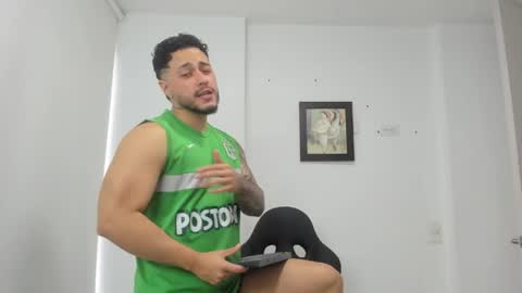 Snapshot of mattia_dupont chatting on April 2026 10:03:01 PM Mattias online show from April 2026 10:03:01 PM