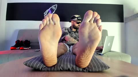 Snapshot of mattxfeet chatting on December 2024 08:56:01 PM Matt online show from December 2024 08:56:01 PM