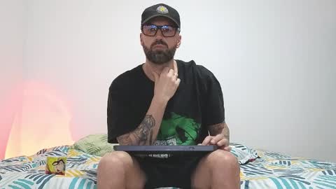 Snapshot of mattxfeet chatting on March 2026 12:17:02 PM Matt online show from March 2026 12:17:02 PM