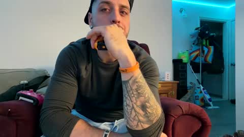 Snapshot of mattxxxceptional chatting on November 2025 04:17:02 AM mattxxxceptional online show from November 2025 04:17:02 AM