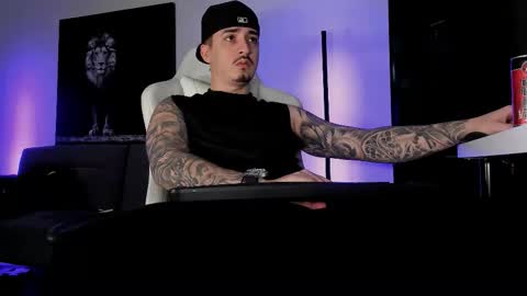 Matt online show from November 2025 09:32:01 AM