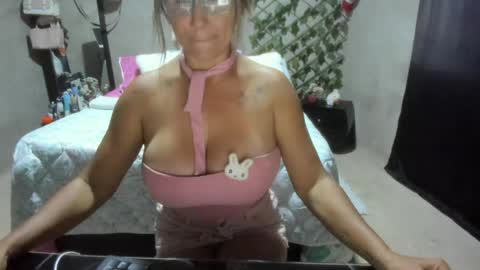 mature_bigboobs__ online show from May 2026 02:40:01 AM