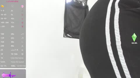 danna mature online show from June 2026 12:11:01 PM
