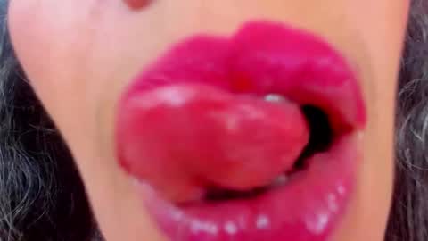 Sexy Hot Mature Sophy online show from October 2025 03:14:02 PM