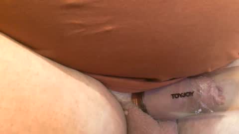 Snapshot of maturechubbysub chatting on April 2026 05:45:02 AM colin online show from April 2026 05:45:02 AM