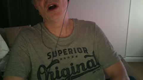 Snapshot of maturehotman chatting on January 2025 08:04:01 PM maturehotman online show from January 2025 08:04:01 PM