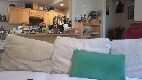 Snapshot of matureluvin chatting on November 2025 10:59:02 PM JustUs online show from November 2025 10:59:02 PM