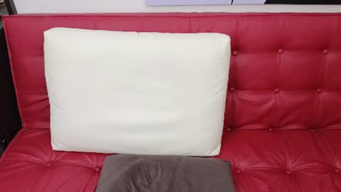 Helen tits size 85F online show from June 2026 06:01:01 AM