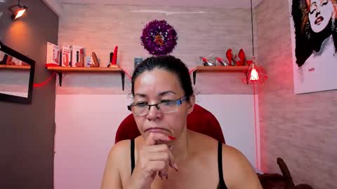 maturepure_ online show from December 2025 02:00:02 PM