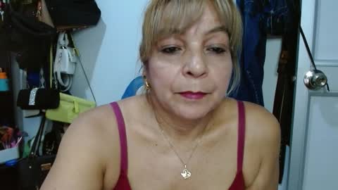 Snapshot of maturetigress4c chatting on December 2025 09:43:01 PM Cecilia online show from December 2025 09:43:01 PM